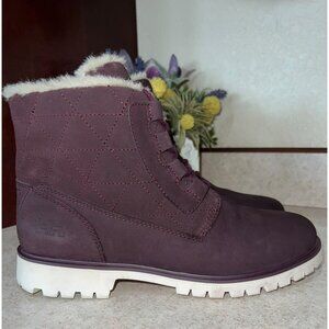Helly Hansen Vega Arctic Winter Boots Womens Size 8 Waterproof Nubuck Leather Fa